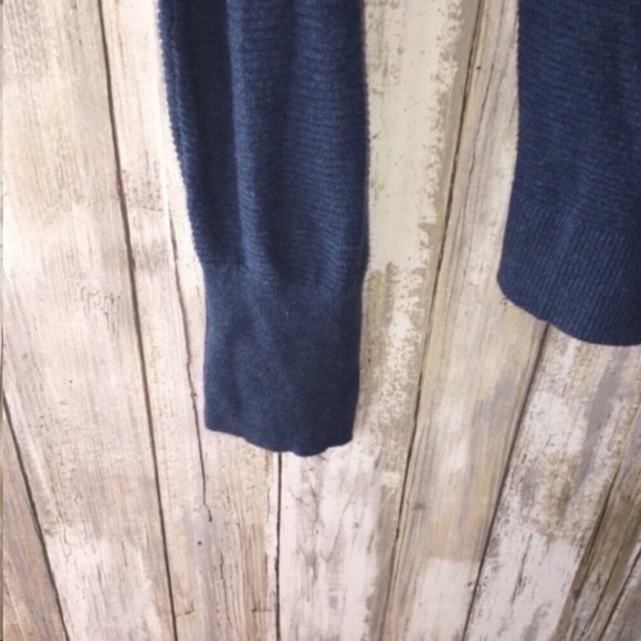 Victoria's Secret Navy Long Sleeve Tee - Picture 2 of 4